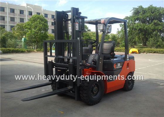Forklift Sinomtp FD25 με την εκτιμημένη χωρητικότητα φορτίων 2500kg και τη μηχανή της MITSUBISHI προμηθευτής