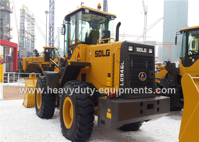 Φορτωτής ροδών SDLG 4T/payloader LG946L με τη μηχανή Deutz και τον πειραματικό έλεγχο